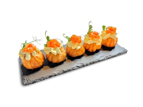 Профитроли с семгой 1074780